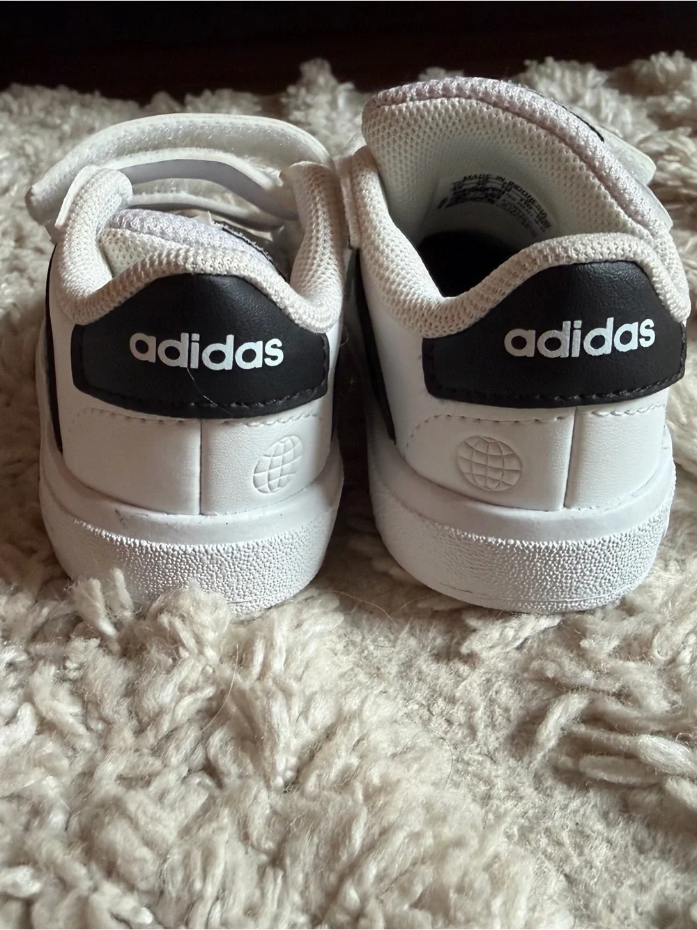 adidas Toddler 4K White Black Velcro Sneakers Kids Shoes
